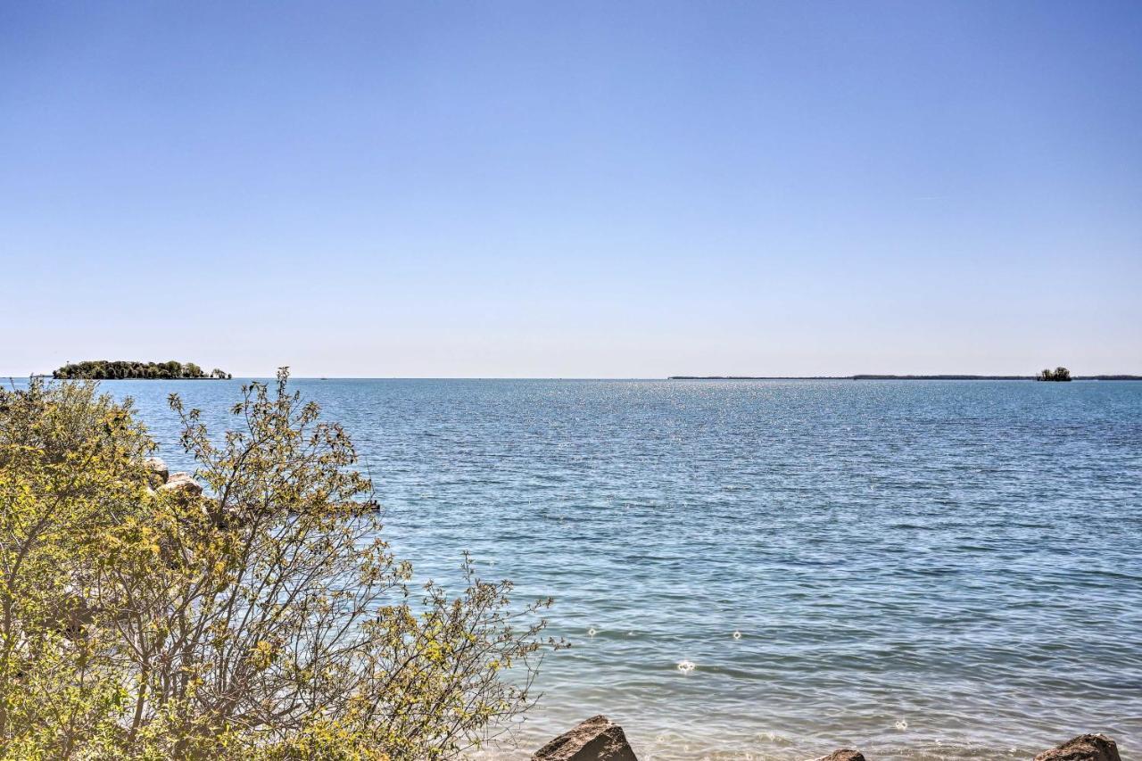 Waterfront Bass Island Retreat With Balcony And Tv Apartman Put-in-Bay Kültér fotó